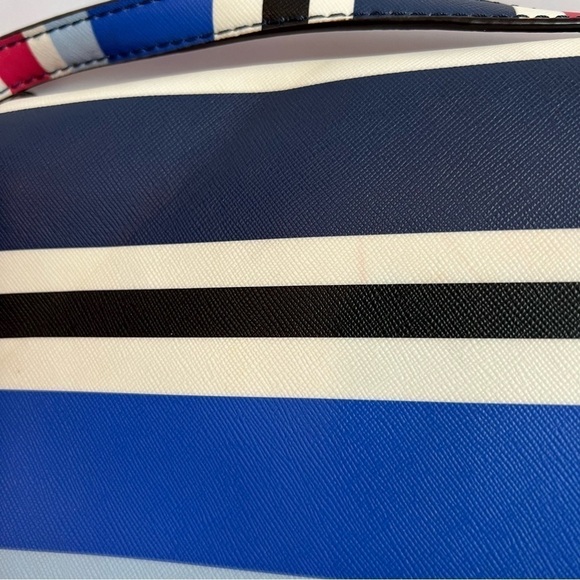 Kate Spade Crossbody Purse - Picture 2 of 9